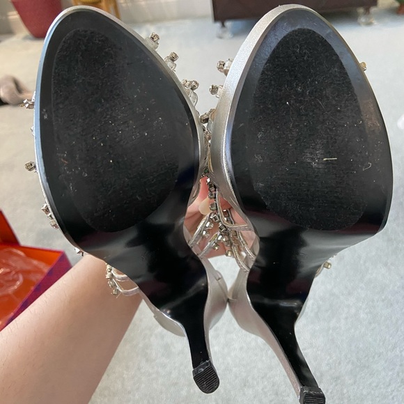 💿Silver Rhinestone Heels💿 - Picture 6 of 6
